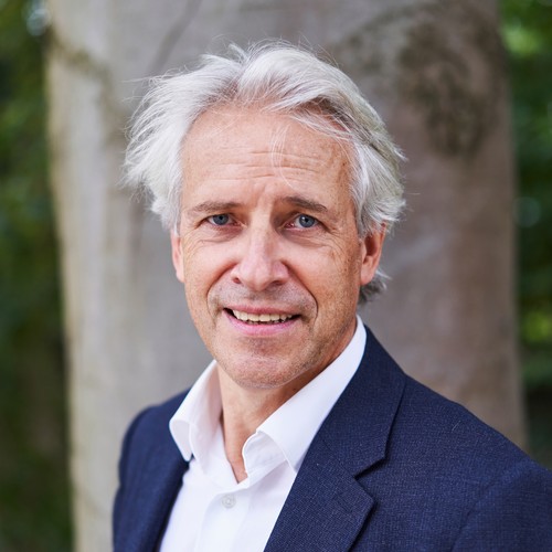 Portrait von Prof. Dr. Meinolf Noeker